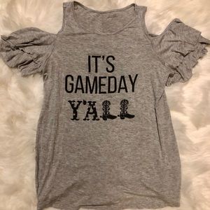 Women’s Size Medium top